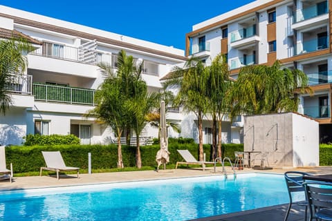 Property building, Garden view, Swimming pool