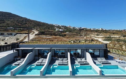 Natural landscape, Mountain view, Swimming pool