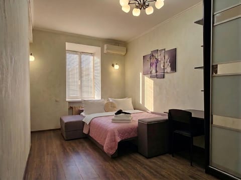 Bed, Photo of the whole room, Bedroom, towels, air conditioner