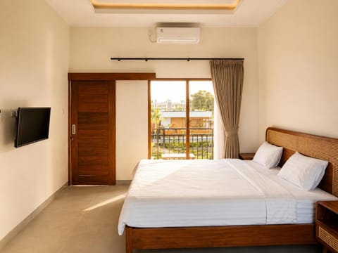 Property building, TV and multimedia, Bedroom
