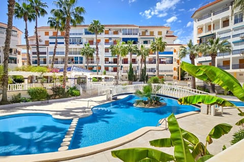 Garden, Swimming pool