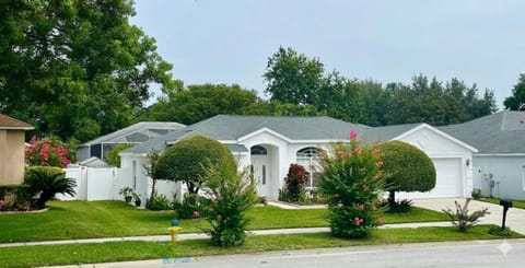 Property building, Day, Natural landscape