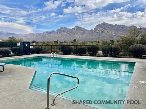 Mountain view, Swimming pool