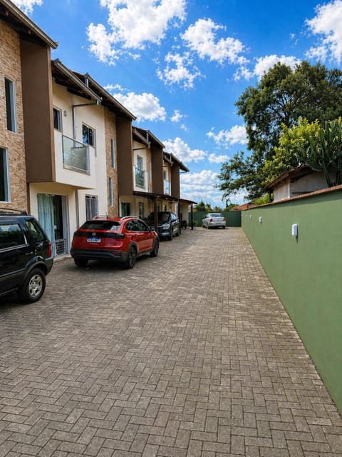 Property building, Street view
