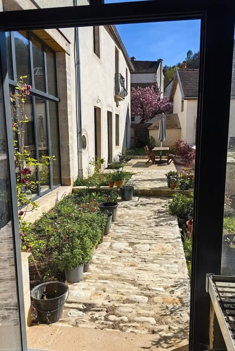 Property building, Garden view