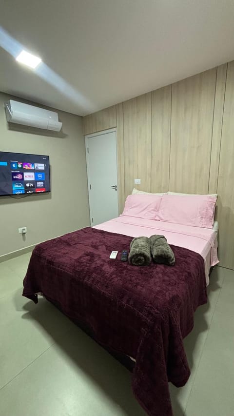 Bed, Photo of the whole room, Bedroom, towels, air conditioner