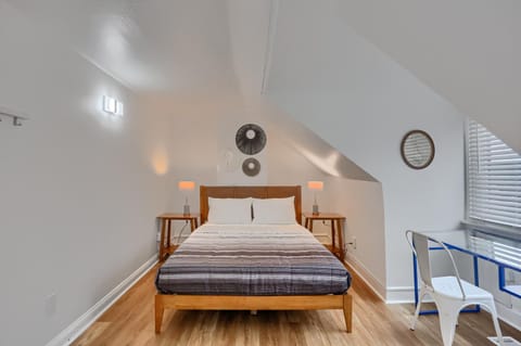 Bed, Bedroom