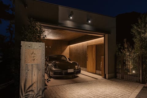 Property building, Parking