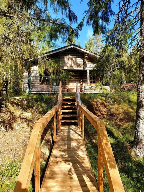 Property building, Spring, Day, Natural landscape, Summer