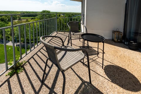 Day, Natural landscape, View (from property/room), Balcony/Terrace