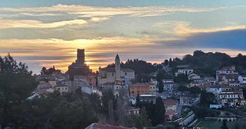 City view, Sunrise