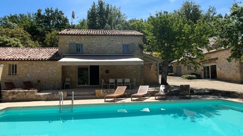 Patio, Pool view, Swimming pool, sunbed