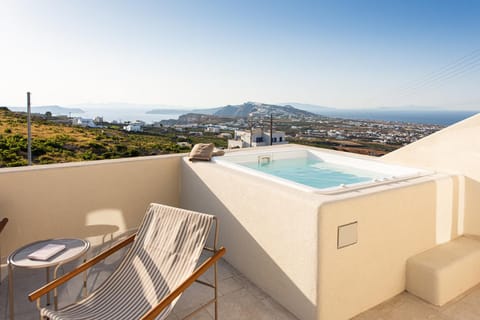 Day, Natural landscape, Hot Tub, Balcony/Terrace, Sea view, sunbed