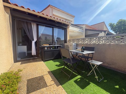 Garden, Garden view