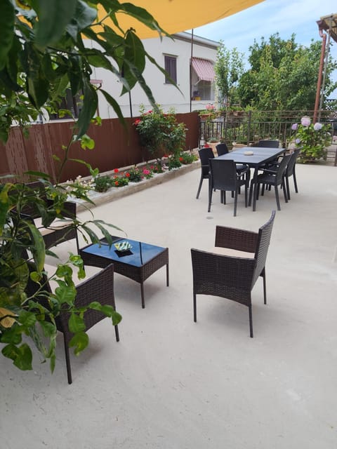 Patio, Spring, Garden, Garden view
