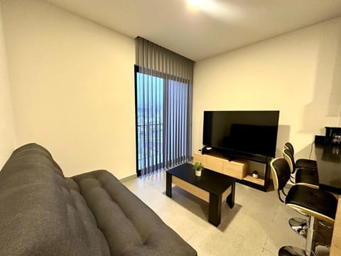 Communal lounge/ TV room, TV and multimedia, Living room, Seating area