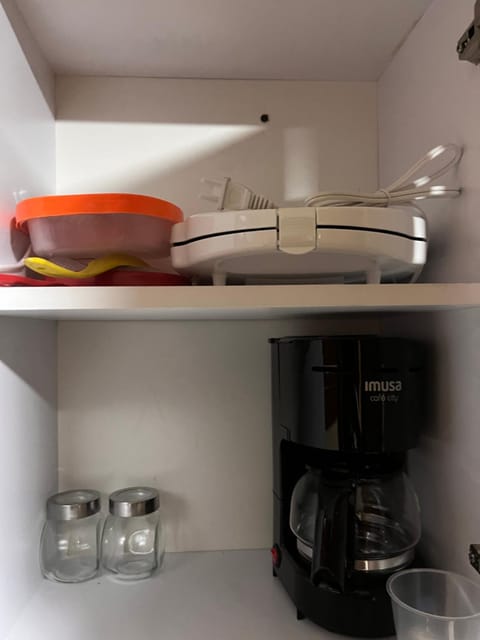 Coffee/tea facilities, Kitchen or kitchenette, toaster