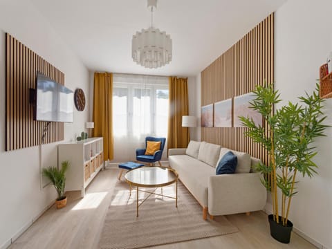 TV and multimedia, Living room, Seating area, acessibility
