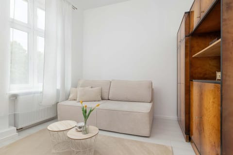 Seating area, Bedroom