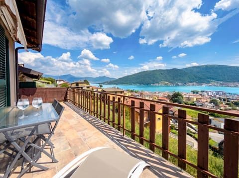 Nearby landmark, Day, Natural landscape, View (from property/room), Balcony/Terrace, Dining area, Lake view, Mountain view