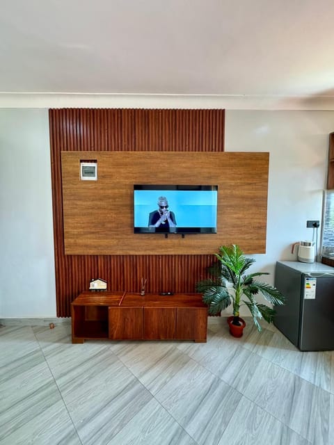 Communal lounge/ TV room, TV and multimedia, Evening entertainment