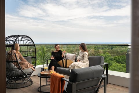 People, Natural landscape, View (from property/room), Balcony/Terrace, Seating area, group of guests