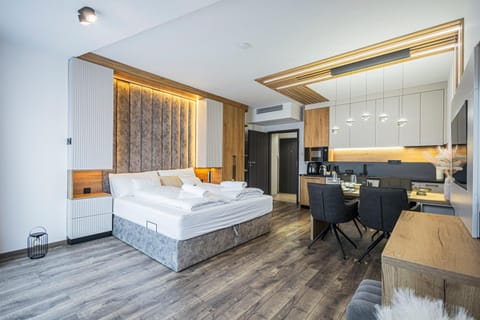 Bed, Photo of the whole room