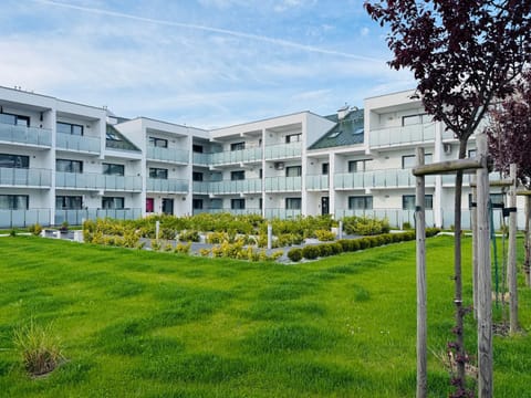 Property building, Natural landscape, Garden