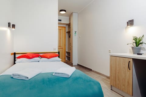 Bed, Photo of the whole room