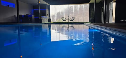 Lounge or bar, Swimming pool