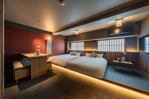 Bed, Photo of the whole room