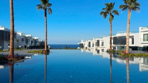 Sea view, Swimming pool