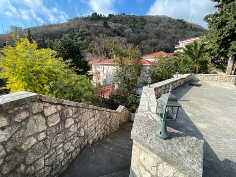 Property building, Natural landscape, View (from property/room), Balcony/Terrace, Mountain view