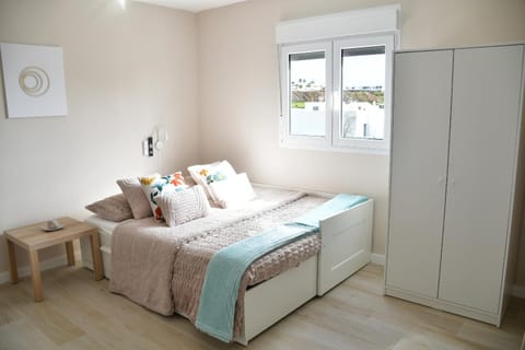 Bed, Photo of the whole room, Bedroom, towels, wardrobe