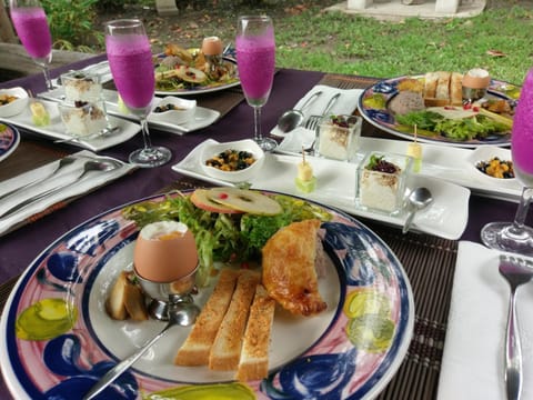 Food and drinks