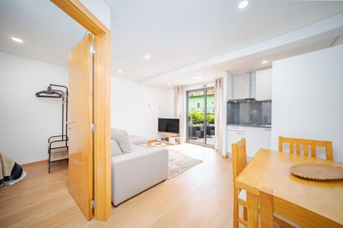 Kitchen or kitchenette, Living room, Dining area