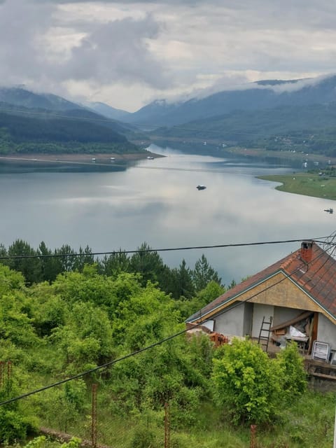 Day, Natural landscape, Lake view, Mountain view