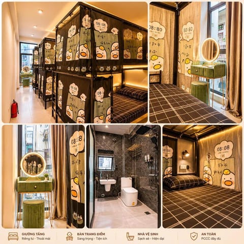 Bedroom, bunk bed