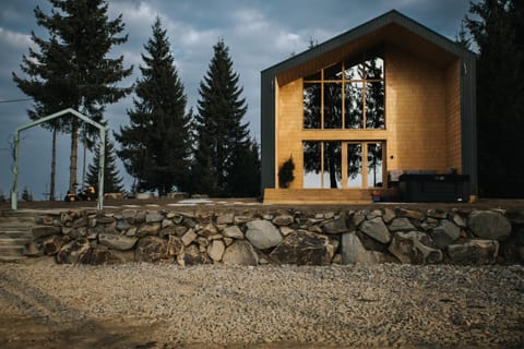 Property building, Natural landscape