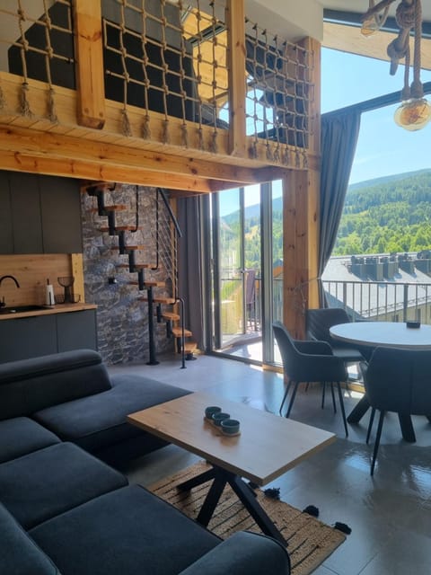 Seating area, Mountain view