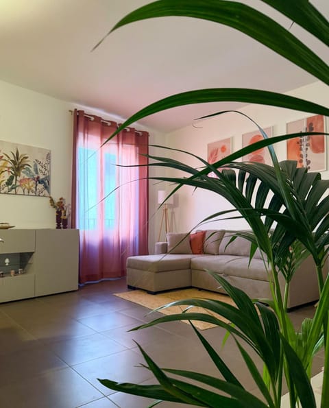 Living room, Seating area, Floor plan