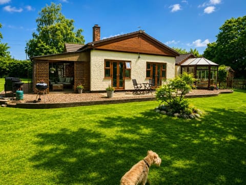 Property building, Patio, Garden, Garden view