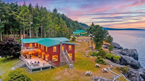 Property building, Natural landscape
