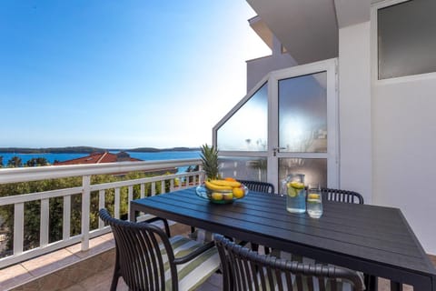 Day, View (from property/room), Balcony/Terrace, Sea view