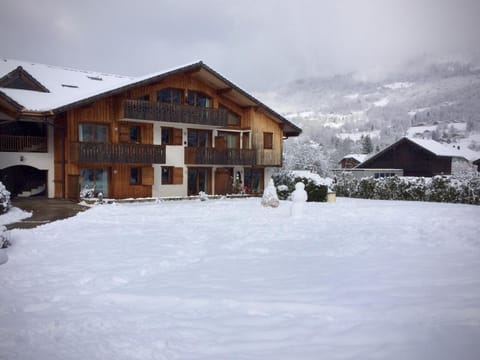 Property building, Winter