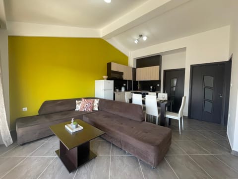 Kitchen or kitchenette, Living room, Dining area, stove