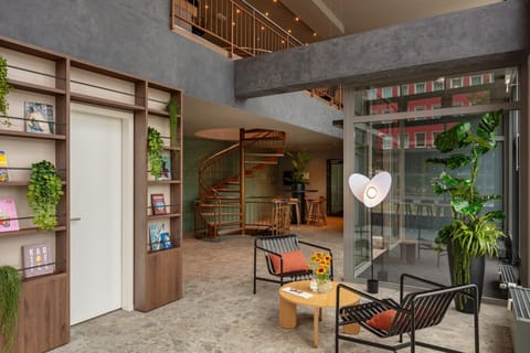 Facade/entrance, Seating area