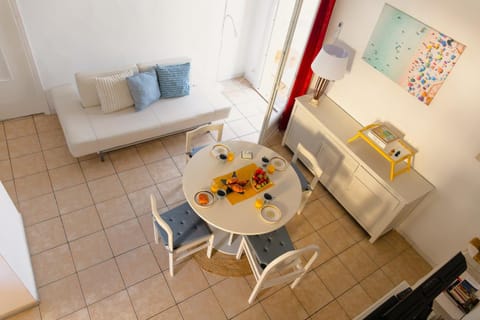 Bird's eye view, View (from property/room), Living room, Seating area, Dining area, Breakfast, Lunch, Dinner, Drinks, concierge, heating, internet, air conditioner
