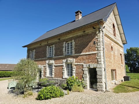 Property building, Garden view, pet friendly