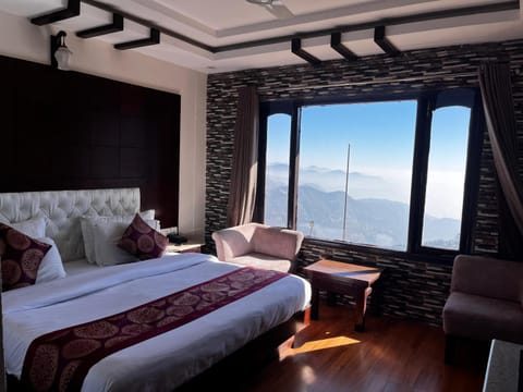 View (from property/room), Bedroom, Mountain view, Mountain view